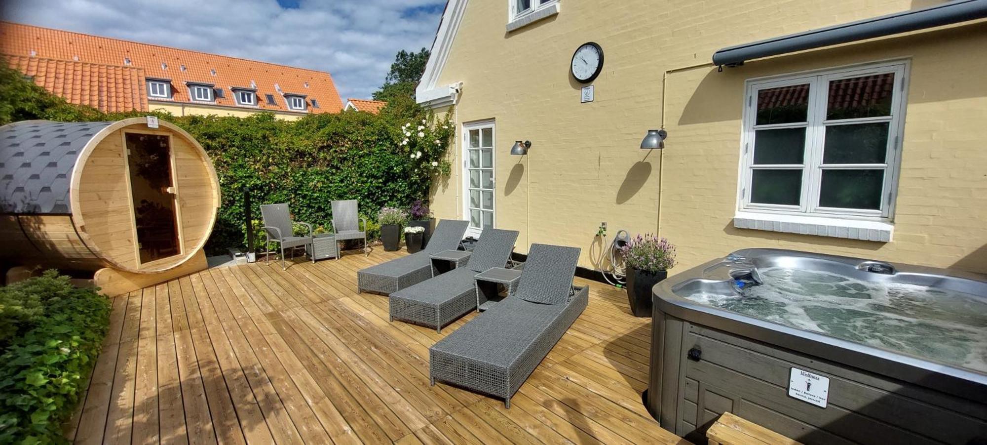 Toftegarden Guesthouse - Apartments & Rooms Скаген Екстериор снимка